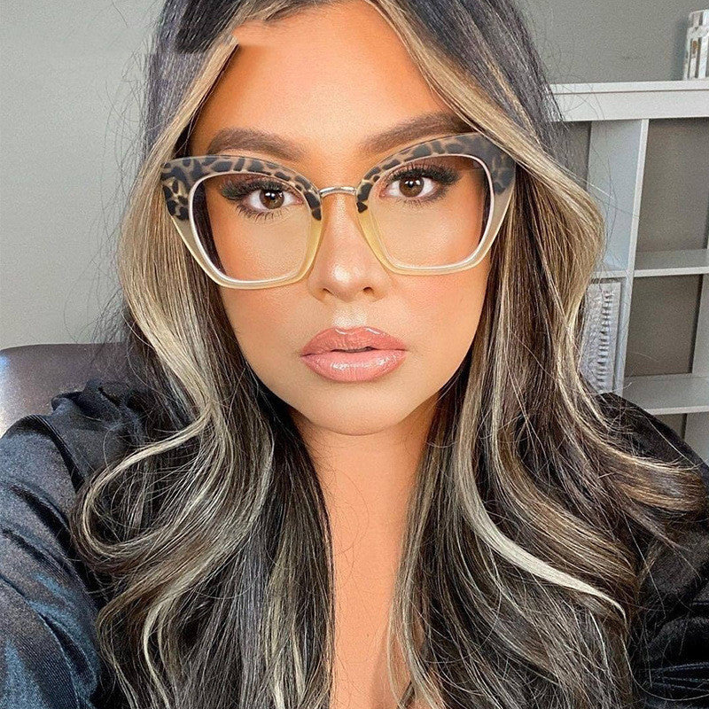 Work Smart: Stylish Blue Light Blocking Glasses for Daily Use